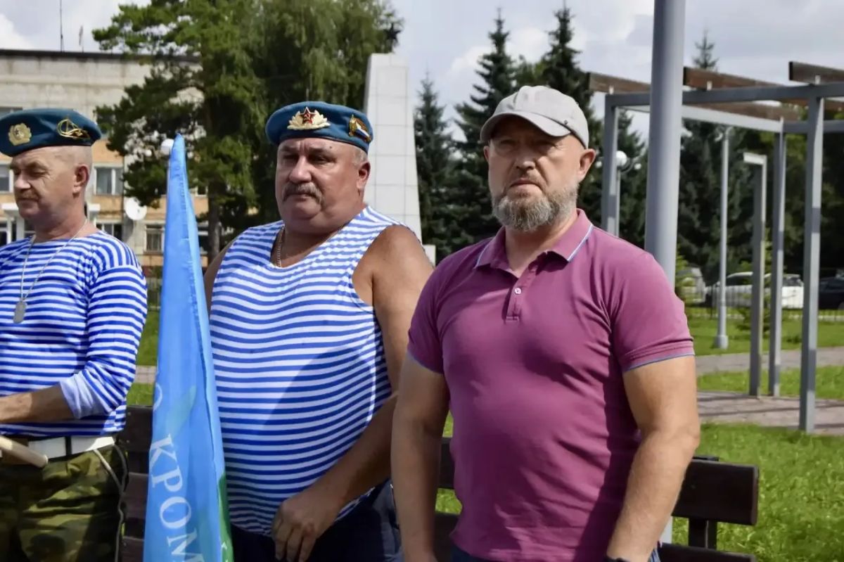С Днём ВДВ! Поздравляю всех, кто носит голубой берет с честью и достоинством! С Днём ВДВ! Поздравляю всех, кто носит голубой берет с честью и достоинством!