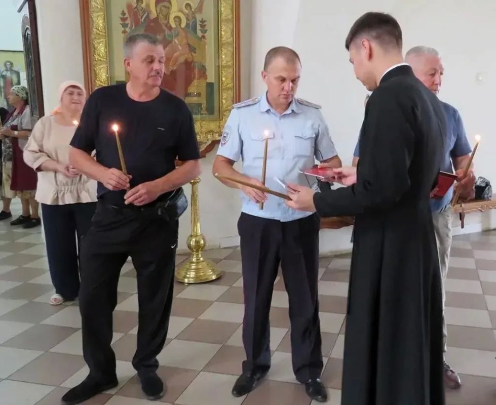 Вечно в строю. 26 лет назад, 31 июля, при выполнении боевой задачи в Чечне погиб старший сержант милиции Александр Брюханов Вечно в строю. 26 лет назад, 31 июля, при выполнении боевой задачи в Чечне погиб старший сержант милиции Александр Брюханов