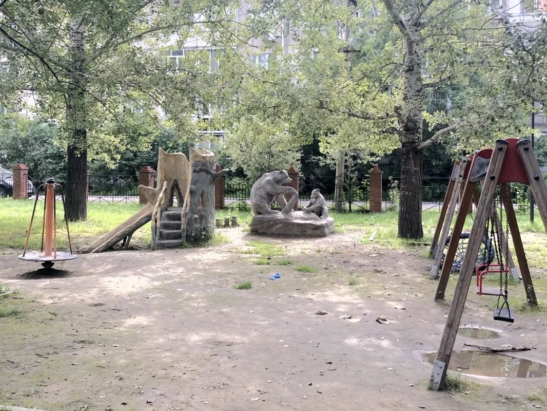 Владимир Чащин проверил состояние сквера «Одесский» Владимир Чащин проверил состояние сквера «Одесский»
