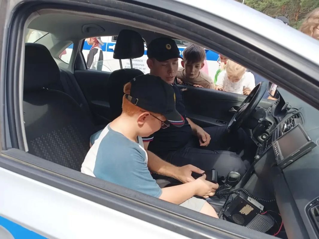 День без гаджетов, зато с полицией! День без гаджетов, зато с полицией!