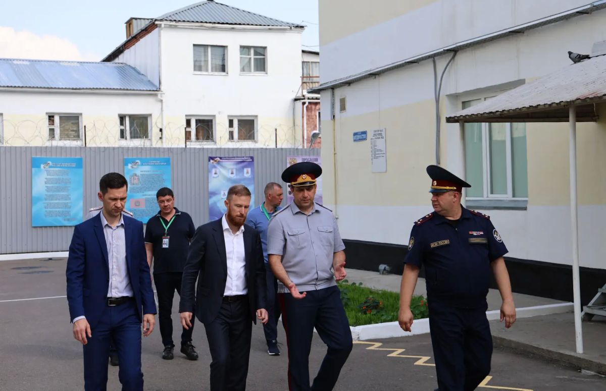 В исправительной колонии №22 обсудили перспективы использования производственных мощностей для нужд аэропорт