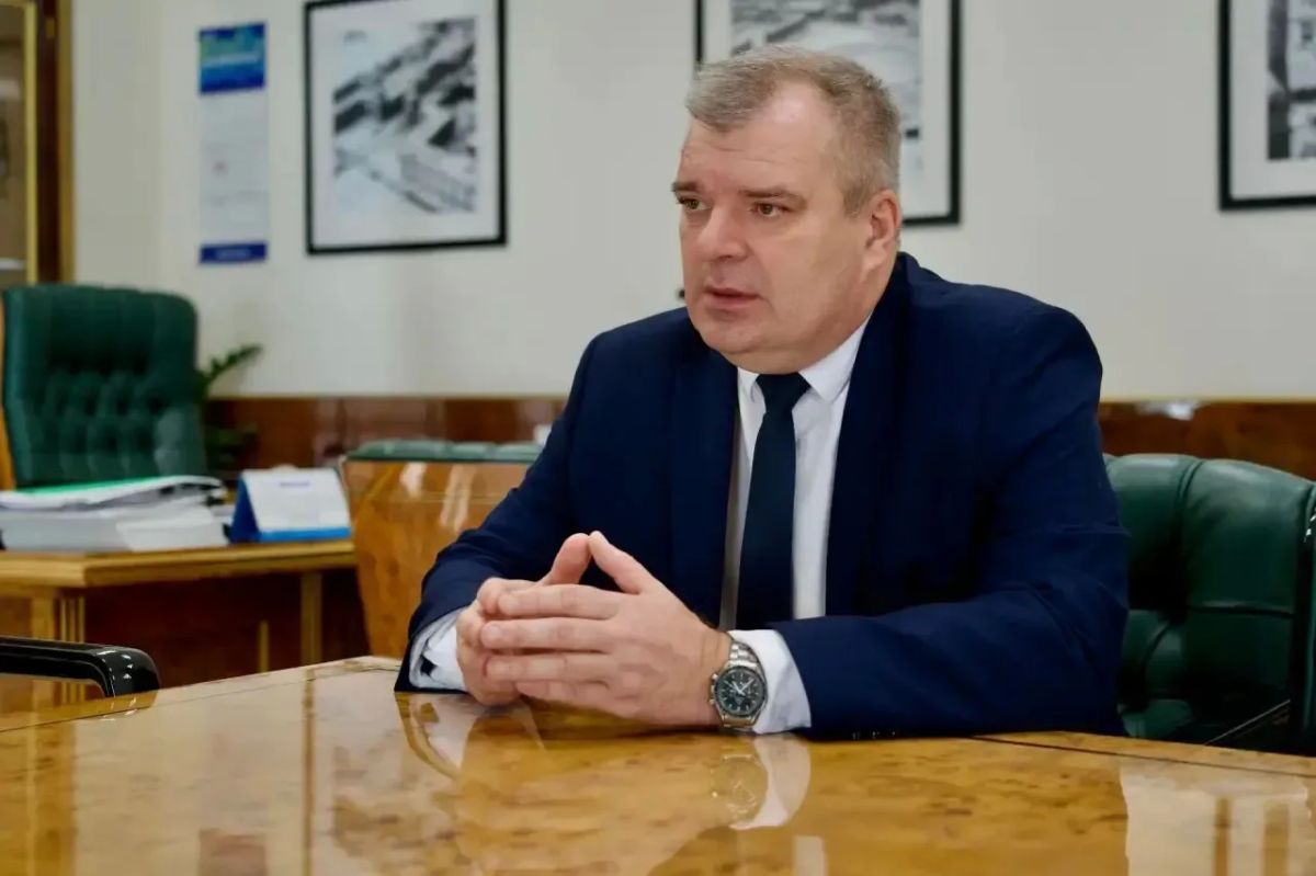 Рабочую встречу с главой города Дмитрием Карасевым провел министр Роман Дубровский в Норильске Рабочую встречу с главой города Дмитрием Карасевым провел министр Роман Дубровский в Норильске