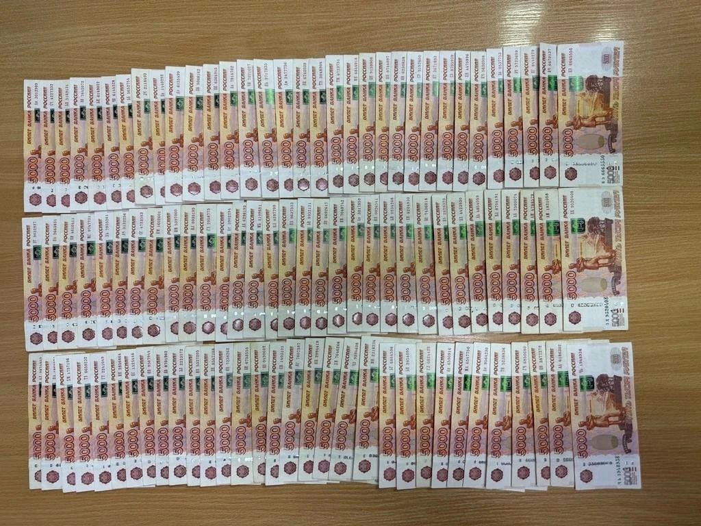 Минераловодские таможенники не дали вывезти 16 млн рублей в Армению