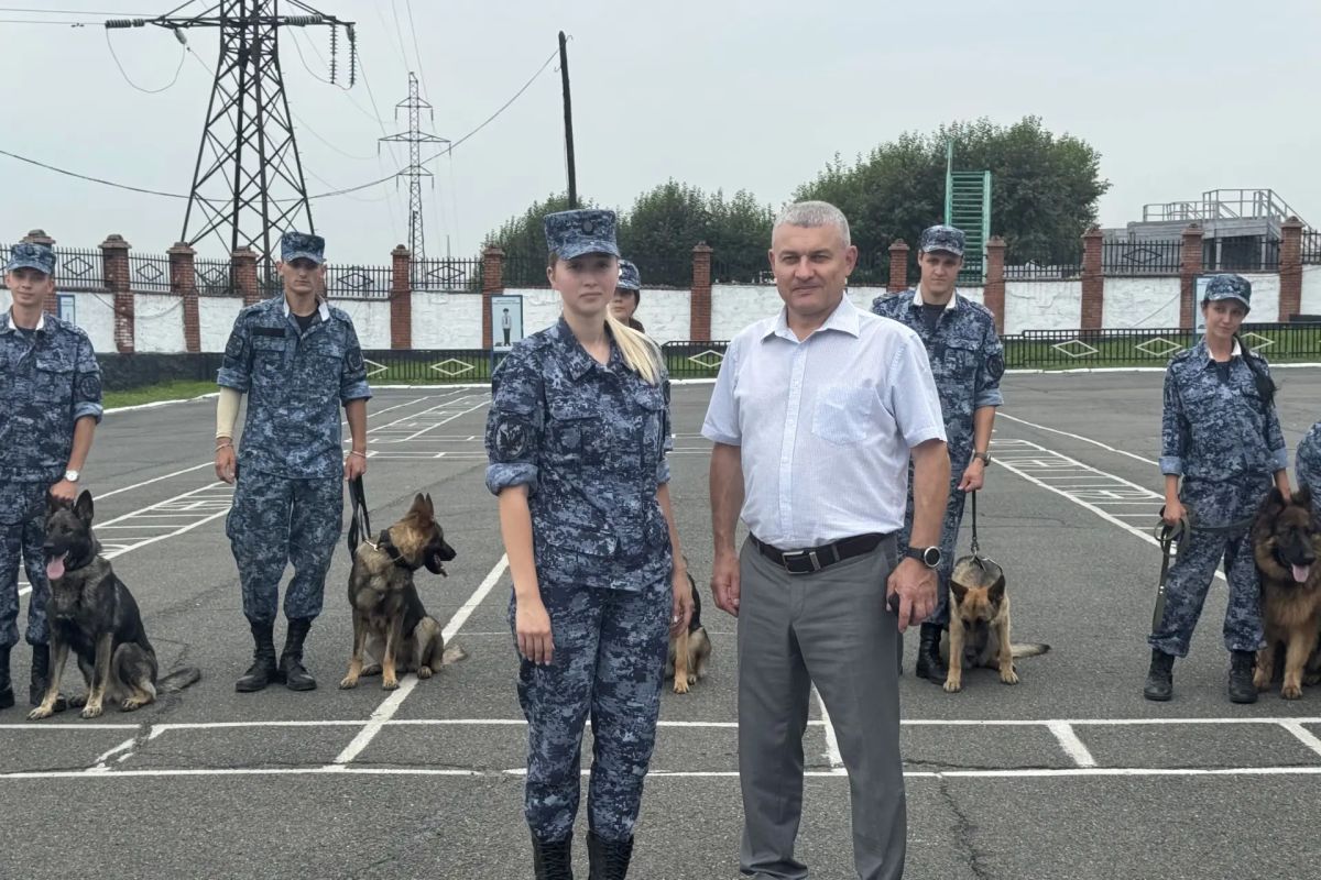 Выпускники ведомственных ВУЗов пополнили ряды сотрудников красноярского ГУФСИН Выпускники ведомственных ВУЗов пополнили ряды сотрудников красноярского ГУФСИН