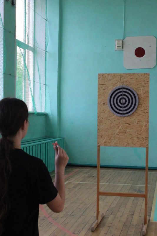 Сегодня на стадионе Агинской первой школы состоялось праздничное мероприятие, посвящённое Всероссийскому дню физкультурника Сегодня на стадионе Агинской первой школы состоялось праздничное мероприятие, посвящённое Всероссийскому дню физкультурника