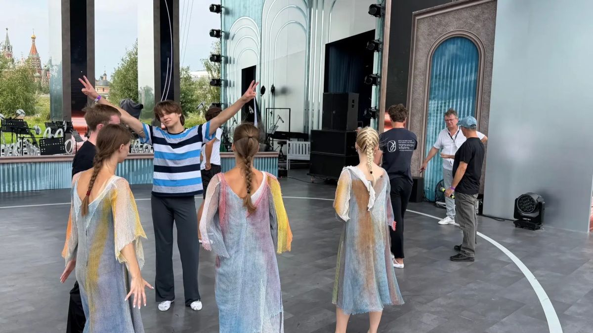 Солисты красноярской оперы выступили в московском «Зарядье» Солисты красноярской оперы выступили в московском «Зарядье»