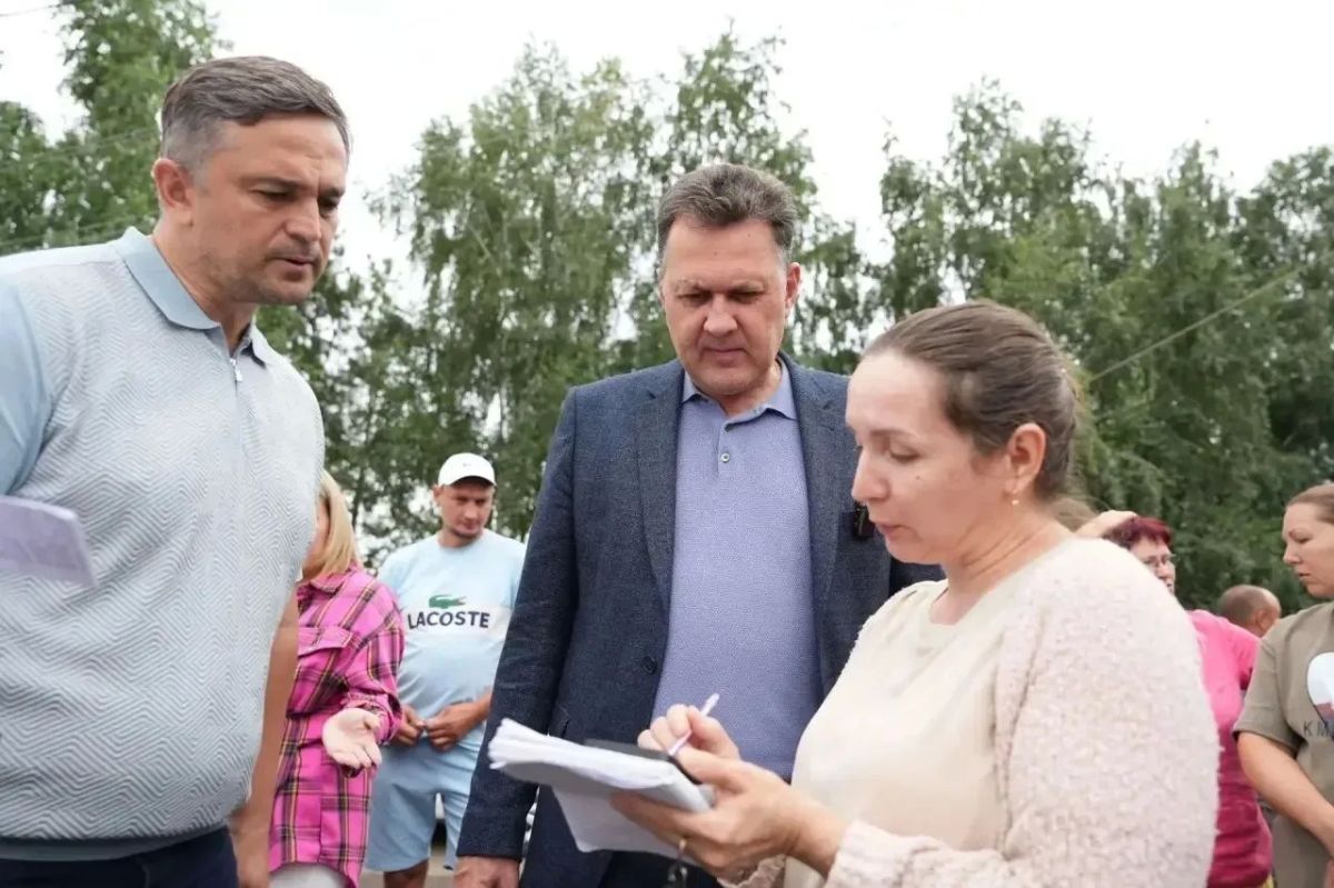 В Бугачево отремонтируют дороги и обустроят зону отдыха у озера