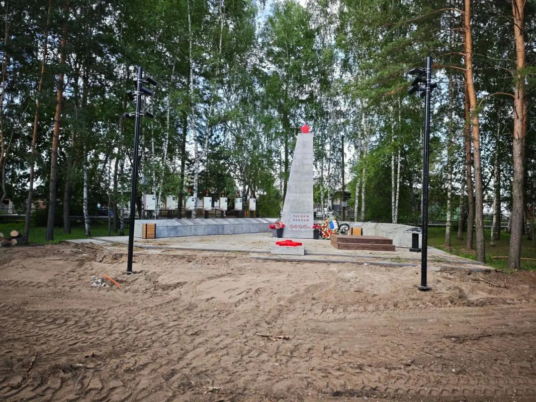 В Большом Улуе началось благоустройство Сквера Героев