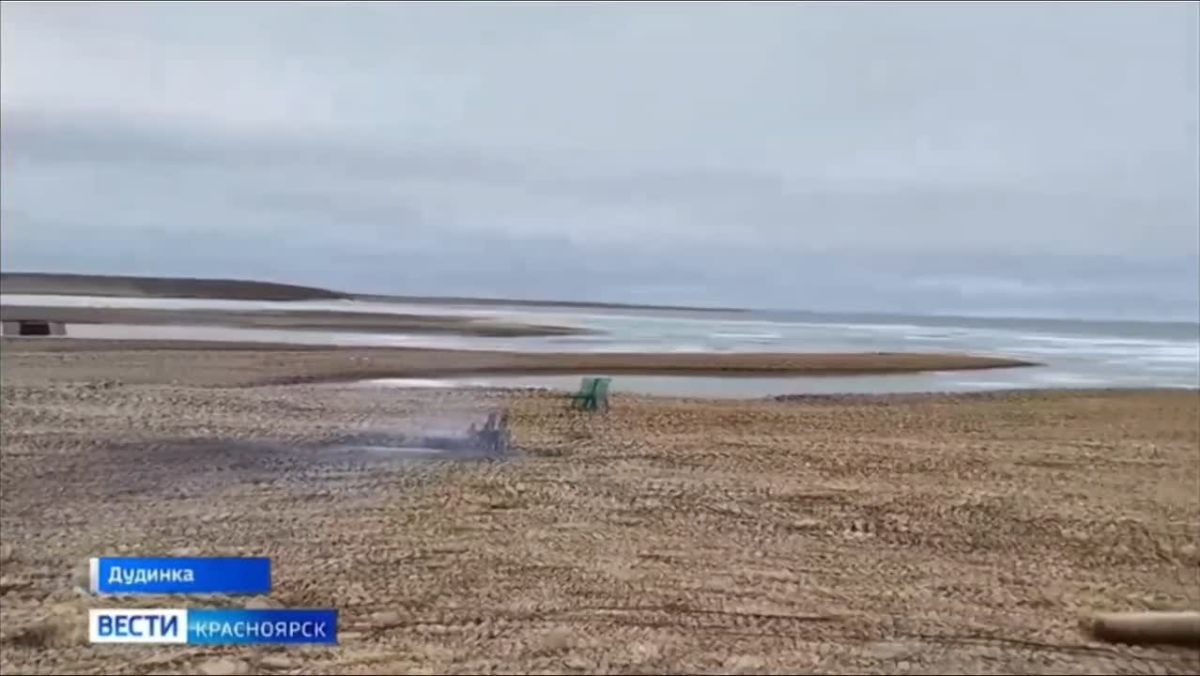Экспедиция "Легенды Арктики" пришвартовалась в порту Дудинки