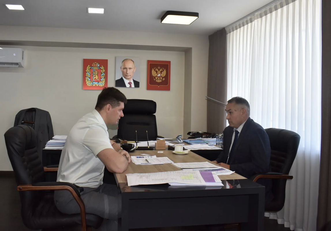 Расширение практики соцпартнерства обсудили в минпромторге края