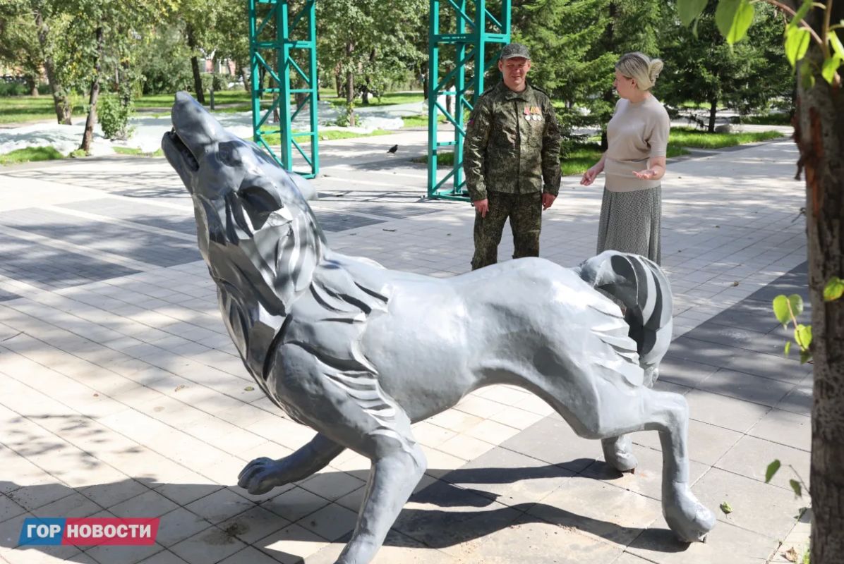 В сквере «Сказочный» начали устанавливать игровые конструкции В сквере «Сказочный» начали устанавливать игровые конструкции