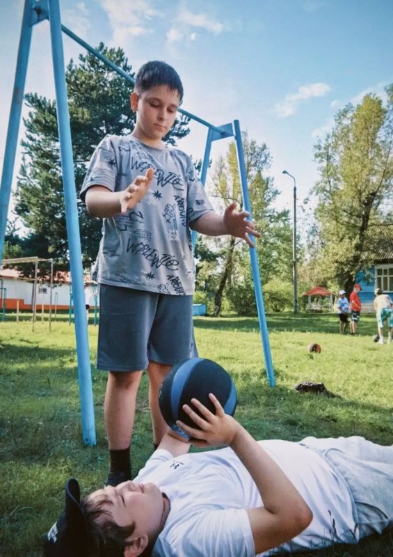 Продолжаем рассказывать, как проводят лето красноярские спортсмены-«зимники» Продолжаем рассказывать, как проводят лето красноярские спортсмены-«зимники»