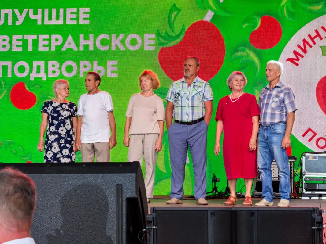 В номинации «Ветеранское подворье», участниками которой стали жители Минусинского округа в возрасте от 62 до 77 лет, победителем стала Августа Поздеева В номинации «Ветеранское подворье», участниками которой стали жители Минусинского округа в возрасте от 62 до 77 лет, победителем стала Августа Поздеева