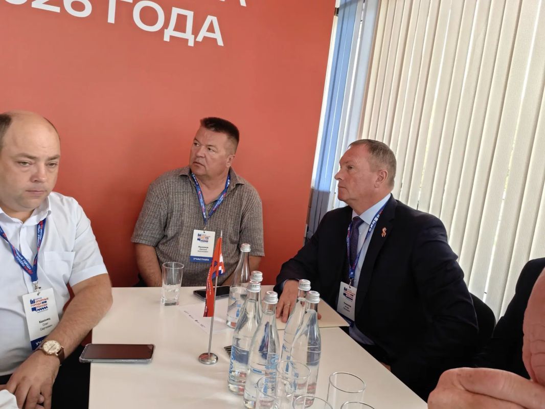Вчера вместе с командой работал на III инвестиционном форуме «Опорные города России» в Минусинске Вчера вместе с командой работал на III инвестиционном форуме «Опорные города России» в Минусинске