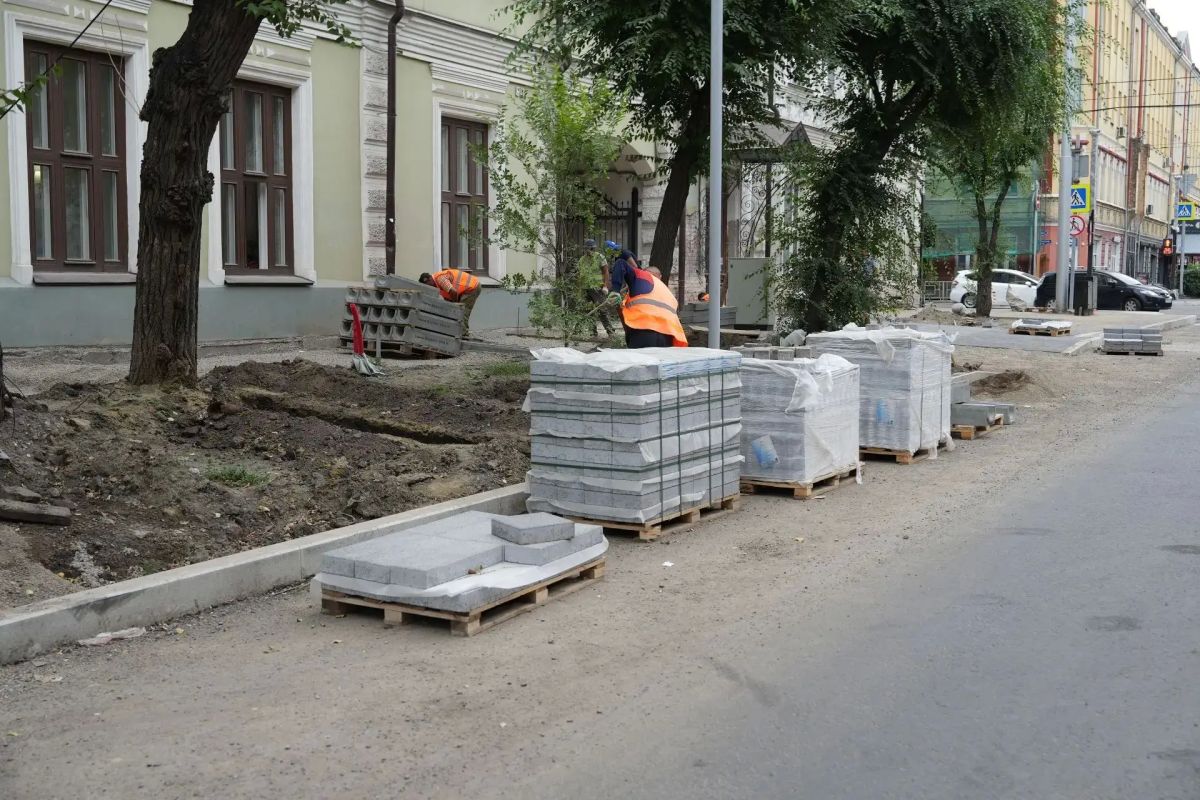 Контроль благоустройства Кирова и Диктатуры Пролетариата переводим в режим постоянного дежурства кураторов на месте Контроль благоустройства Кирова и Диктатуры Пролетариата переводим в режим постоянного дежурства кураторов на месте