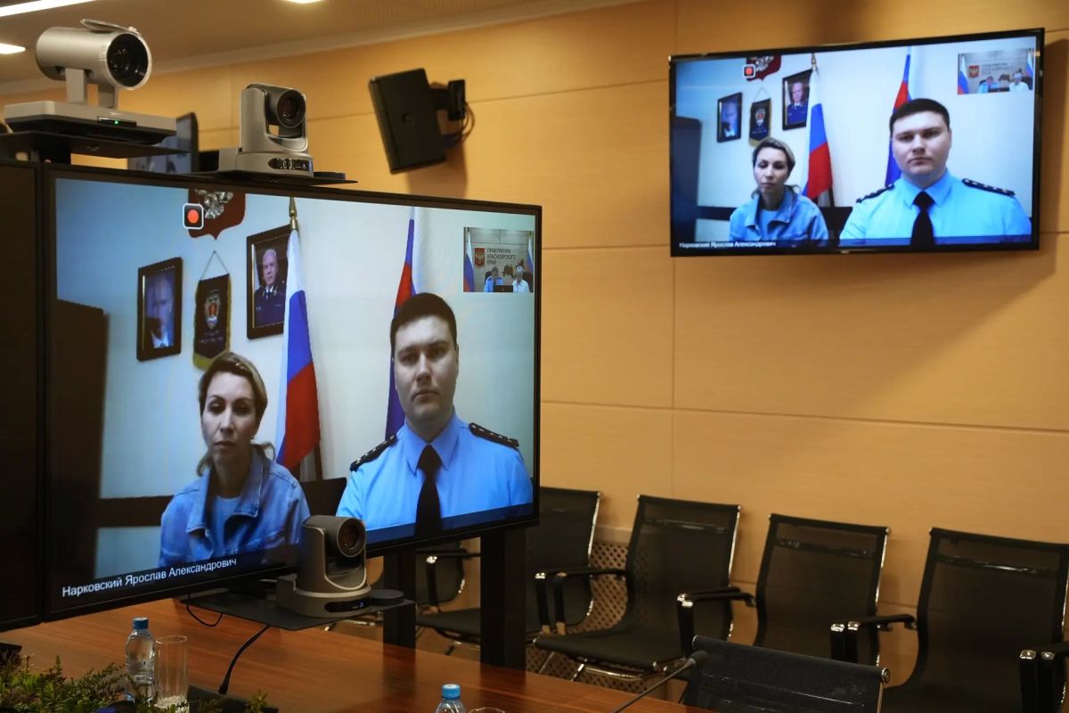 Школа без барьеров и рисков: прокурор края провел ежегодный прием граждан в преддверии Дня знаний Школа без барьеров и рисков: прокурор края провел ежегодный прием граждан в преддверии Дня знаний