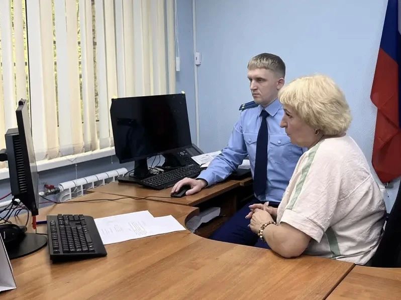 Школа без барьеров и рисков: прокурор края провел ежегодный прием граждан в преддверии Дня знаний Школа без барьеров и рисков: прокурор края провел ежегодный прием граждан в преддверии Дня знаний