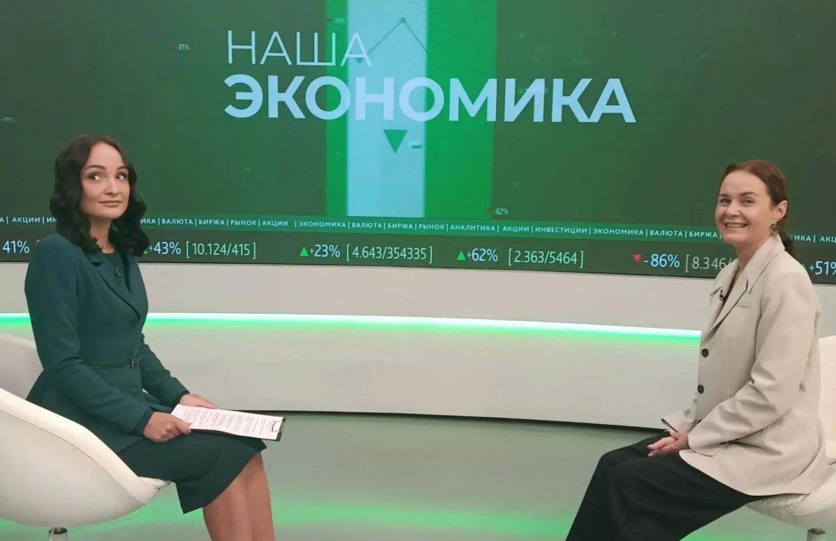 #благоустройство. Ирина Котельникова, заместитель министра строительства и ЖКХ в программе «Наша экономика» на телеканале «Енисей» рассказала о том, как благоустроить собственный двор