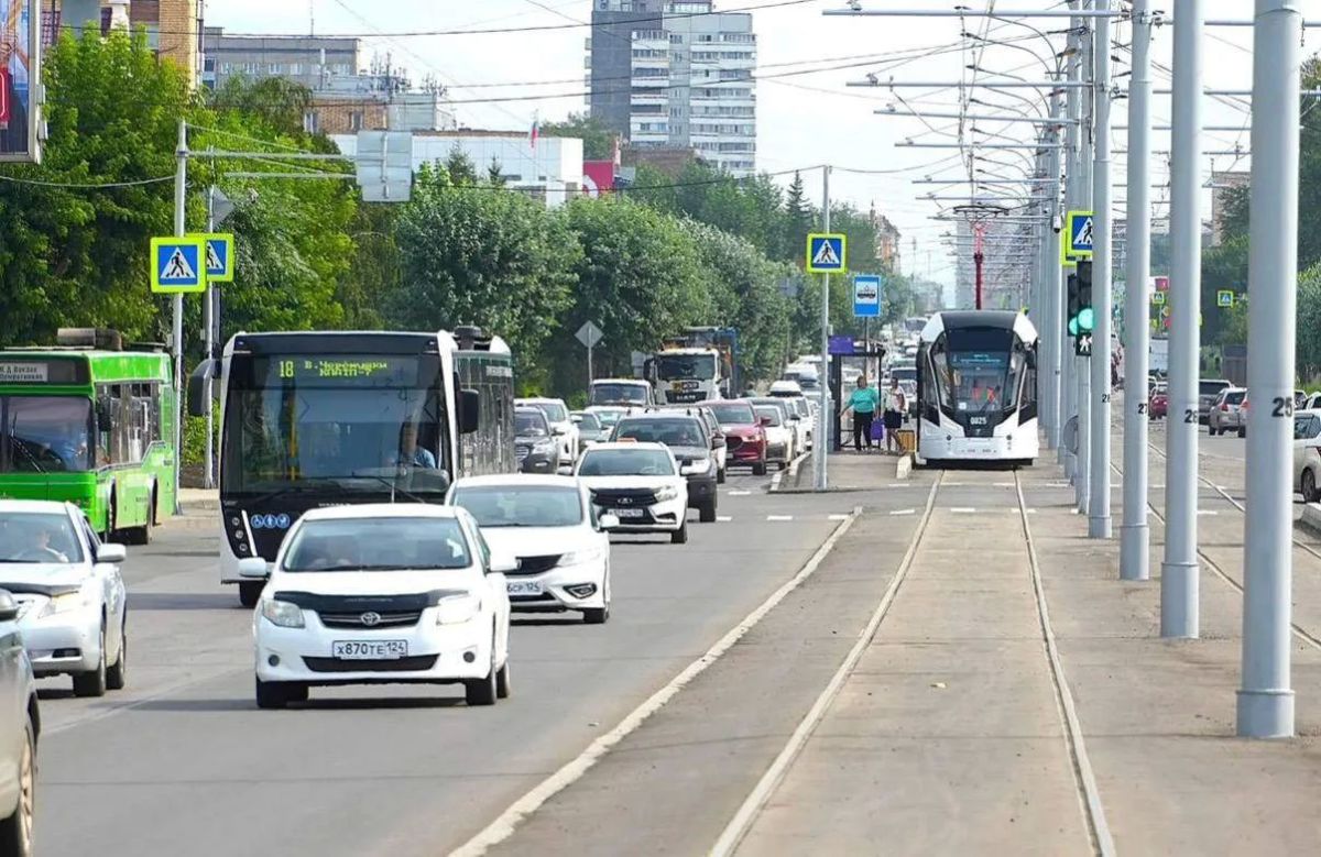 В Красноярске на две недели сузят проезжую часть на улице Семафорной