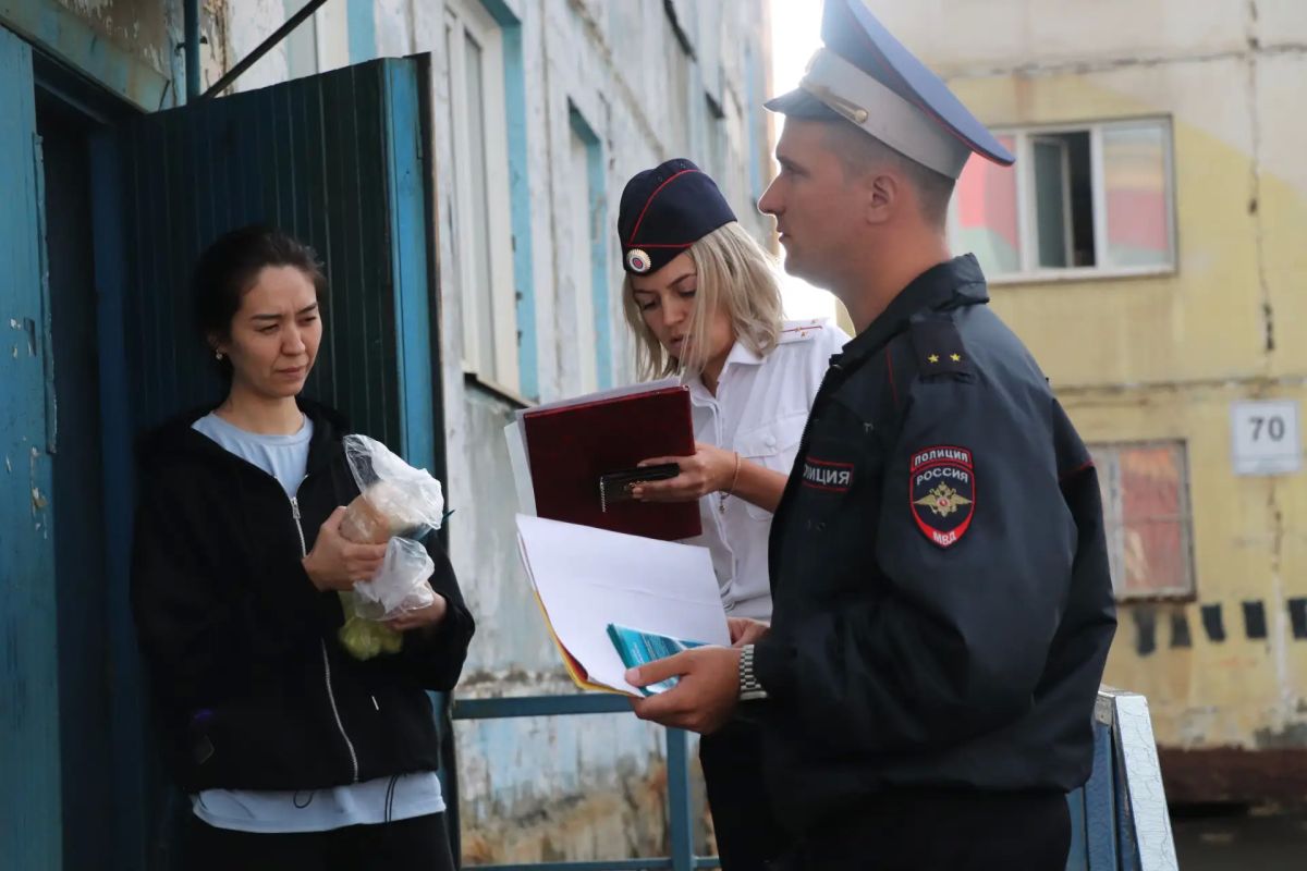 На севере Красноярского края полицейские приняли участие в Едином дне профилактики На севере Красноярского края полицейские приняли участие в Едином дне профилактики