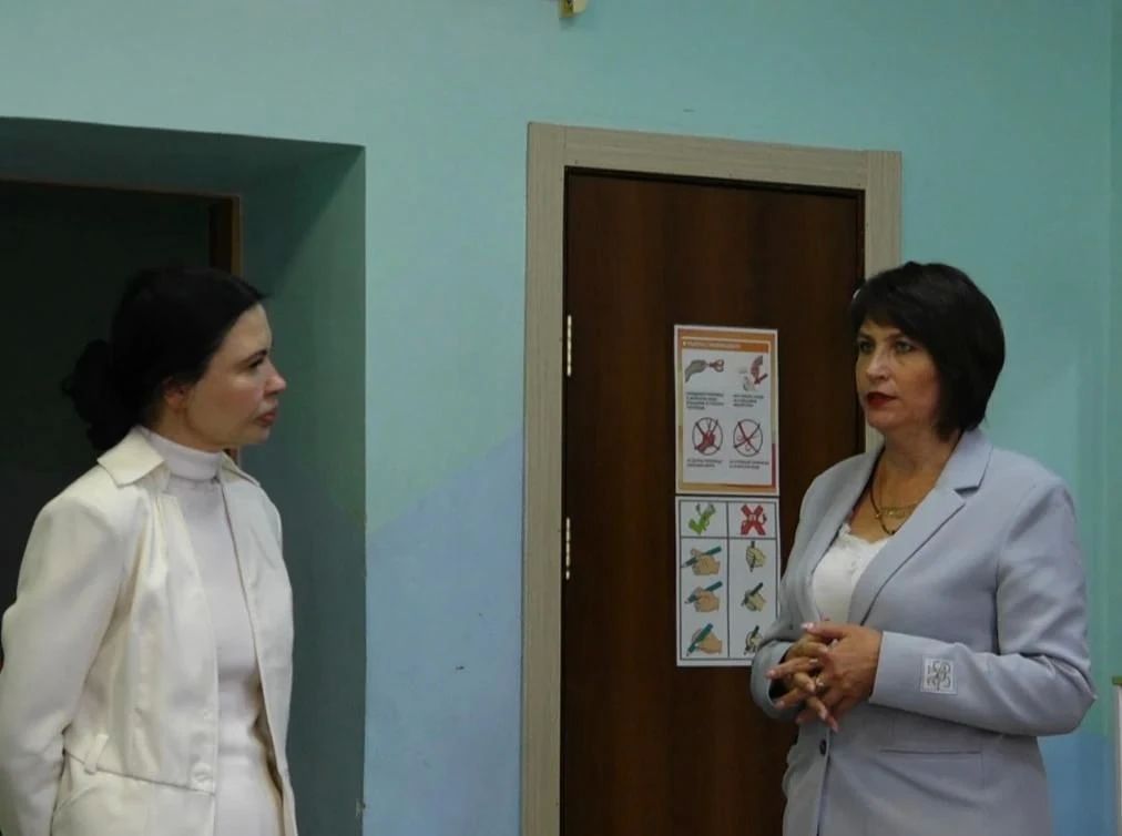 Ирина Иванова посетила детский психоневрологический интернат «Подсолнух» Ирина Иванова посетила детский психоневрологический интернат «Подсолнух»