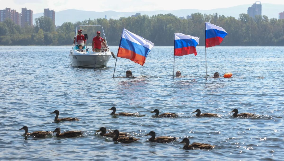 АФИША 21-23 АВГУСТА. Организуем горячую поддержку пловцов в холодной воде? Готовы увидеть рекордный прыжок? Вспомнит ли «Красный Яр» вкус победы? Читайте афишу спортивных событий на предстоящие дни и обязательно посетите...