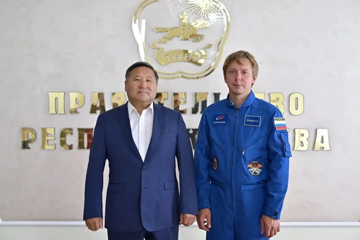 Красноярский космонавт Кирилл Песков стал гостем IV Международного буддийского форума, который прошел в Кызыле 17 – 20 августа
