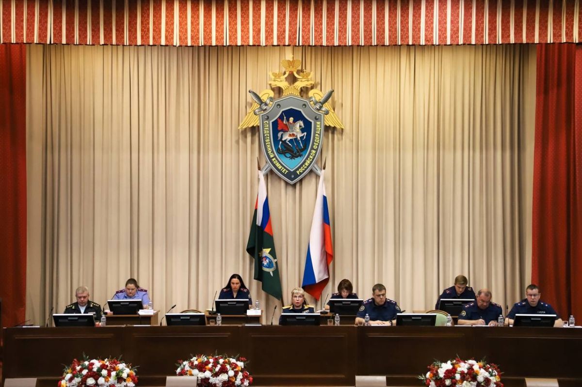 Председатель СК России провел оперативное совещание по вопросам расследования преступлений в сфере капитального ремонта жилого фонда Председатель СК России провел оперативное совещание по вопросам расследования преступлений в сфере капитального ремонта жилого фонда