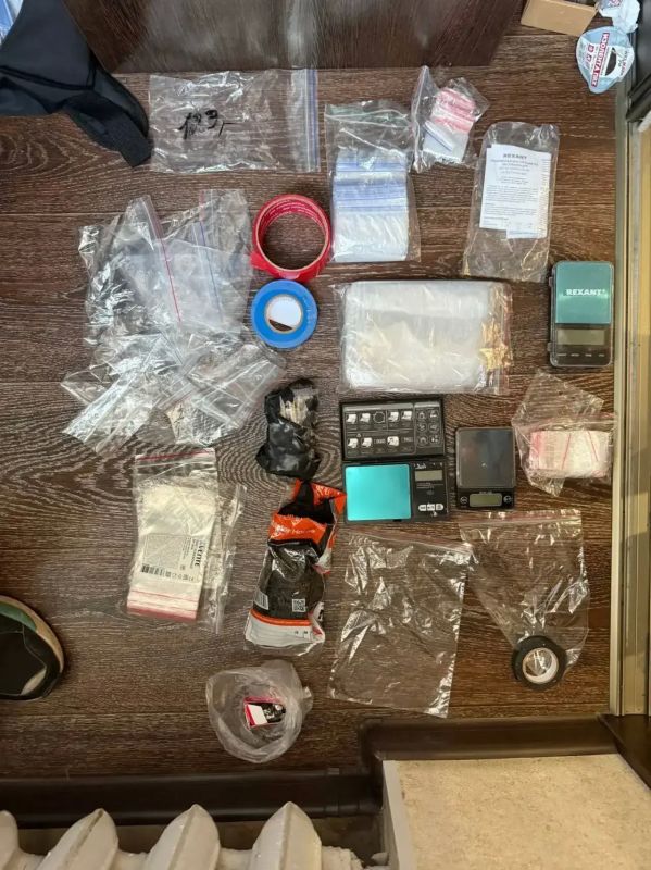 В Красноярске полицейские изъяли из незаконного оборота более килограмма «синтетики»