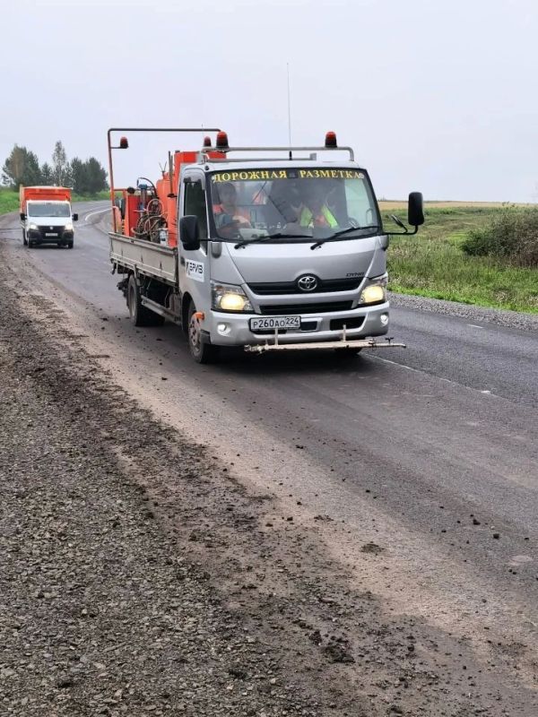 Депутат Евгений Гарин оценил дорожный ремонт в Емельяновском округе Депутат Евгений Гарин оценил дорожный ремонт в Емельяновском округе