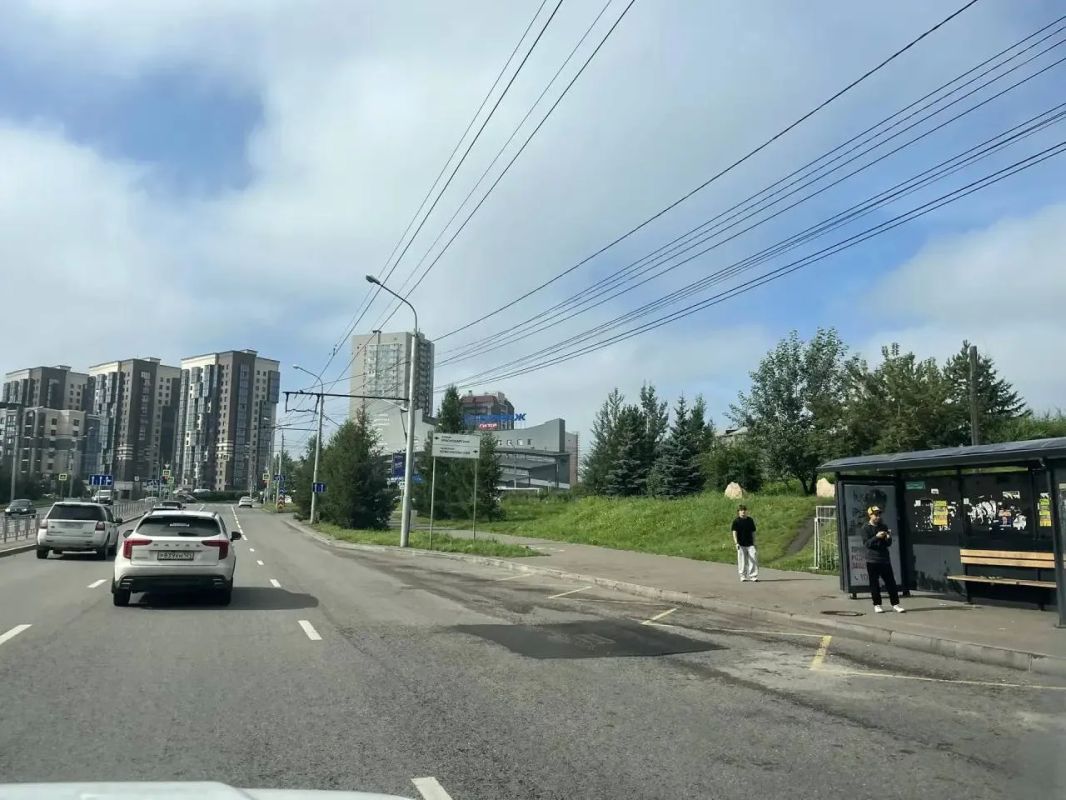 На улице Ворнова устранили провал асфальта На улице Ворнова устранили провал асфальта