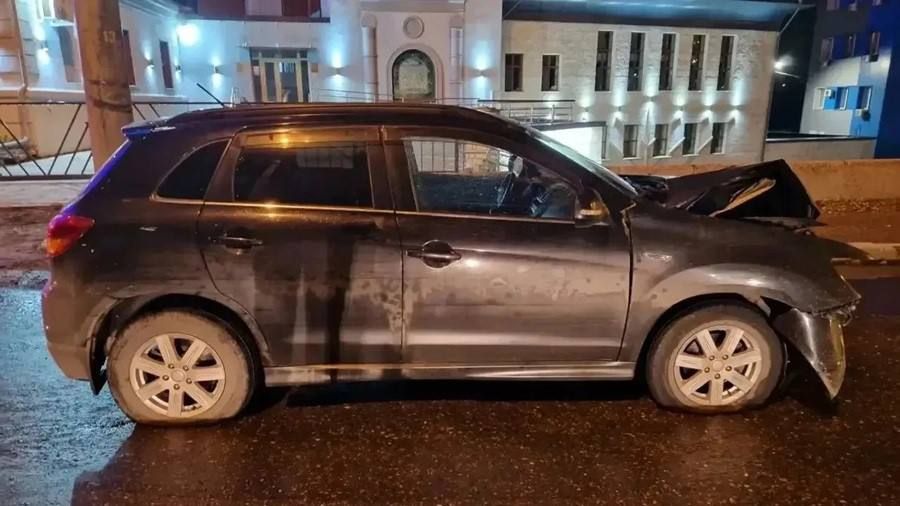 В Октябрьском районе Красноярска инспекторам ДПС пришлось применить табельное оружие, чтобы остановить нетрезвого водителя В Октябрьском районе Красноярска инспекторам ДПС пришлось применить табельное оружие, чтобы остановить нетрезвого водителя