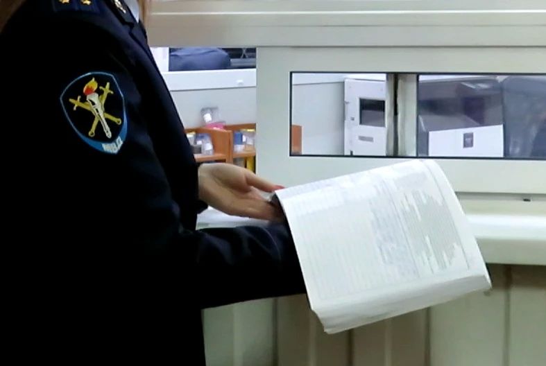 В Канске торговый представитель подозревается в присвоении крупной суммы, полученной от бизнес-партнеров