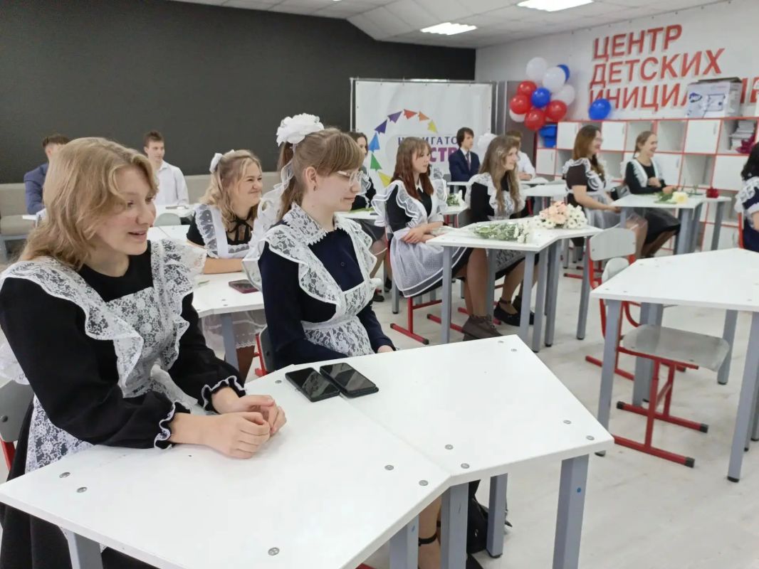В Богучанском округе учебный год начался для 4500 ребят, среди которых 348 первоклассников В Богучанском округе учебный год начался для 4500 ребят, среди которых 348 первоклассников