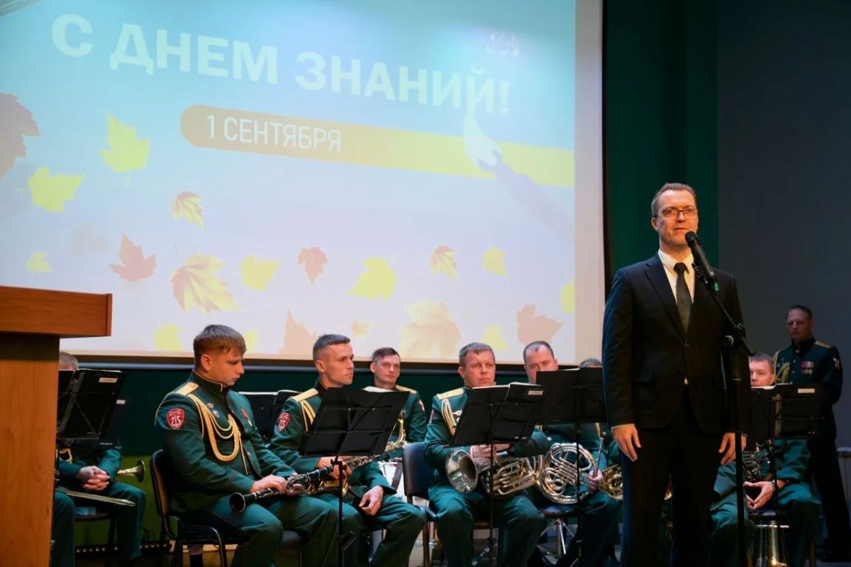 Более 800 студентов связали свою жизнь с культурой! Более 800 студентов связали свою жизнь с культурой!