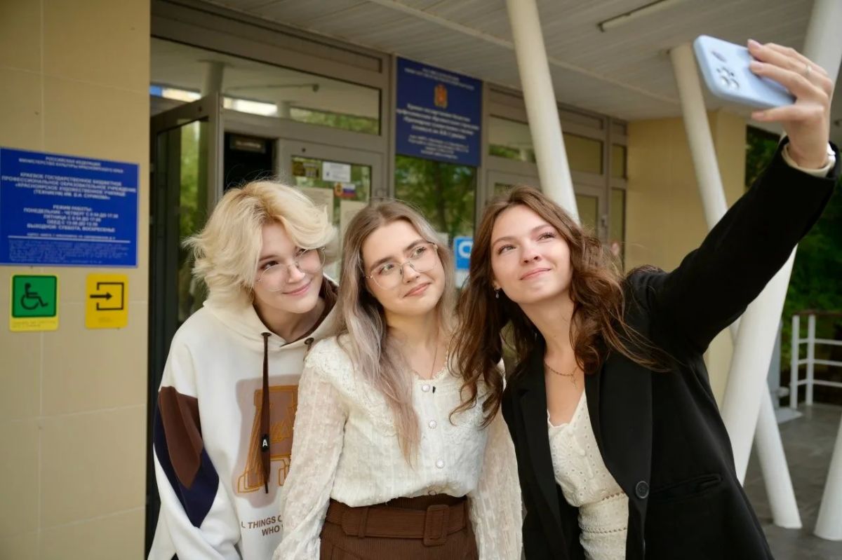 Более 800 студентов связали свою жизнь с культурой! Более 800 студентов связали свою жизнь с культурой!