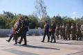 Сегодня на площади Победы в Красноярске у музея «Мемориал Победы» состоялась церемония возложения цветов к Вечному огню, посвящённая Дню Победы над милитаристской Японией и окончанию Второй мировой войны