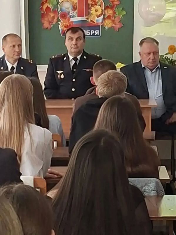 Красноярский юридический техникум: дан старт проекту «Профессионалитет»! Красноярский юридический техникум: дан старт проекту «Профессионалитет»!