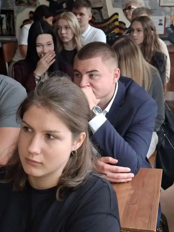 Красноярский юридический техникум: дан старт проекту «Профессионалитет»! Красноярский юридический техникум: дан старт проекту «Профессионалитет»!