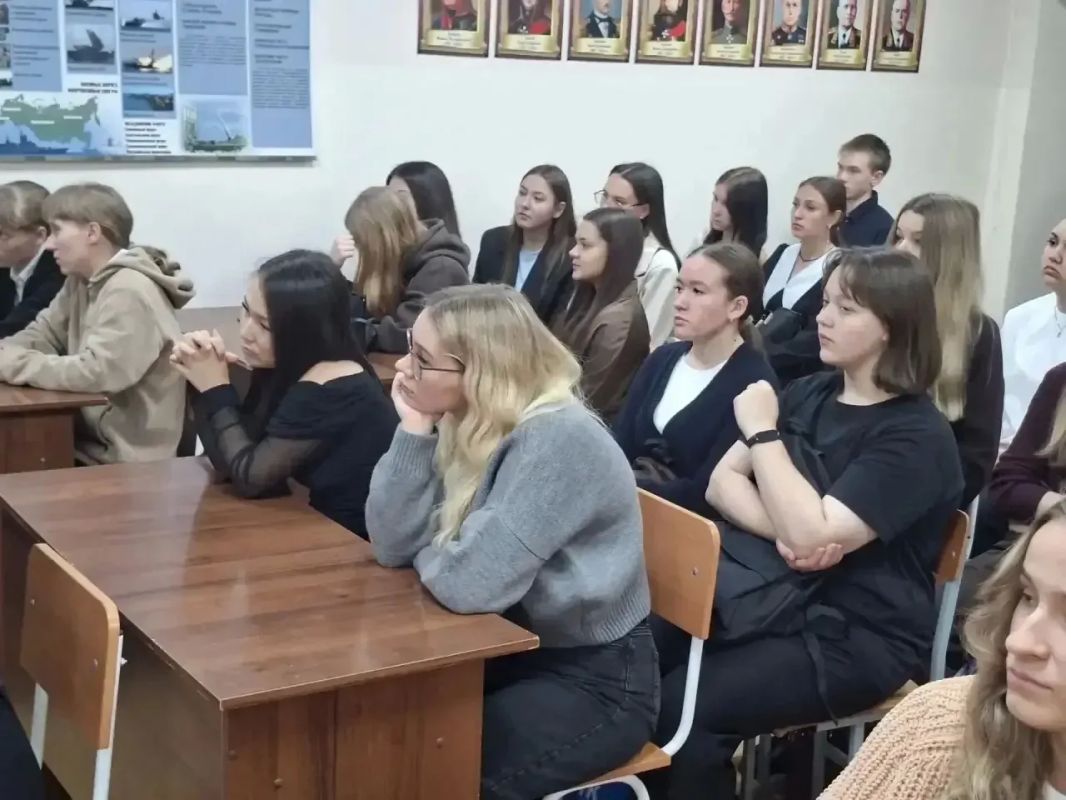 Красноярский юридический техникум: дан старт проекту «Профессионалитет»! Красноярский юридический техникум: дан старт проекту «Профессионалитет»!