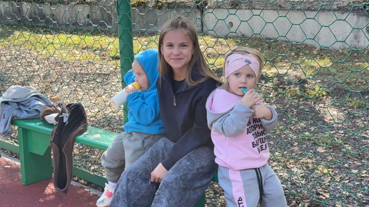 Всей семьёй — к победе!. 5 сентября стадион «Локомотив» в Иланском стал точкой притяжения для самых активных и спортивных семей округа Всей семьёй — к победе!. 5 сентября стадион «Локомотив» в Иланском стал точкой притяжения для самых активных и спортивных семей округа