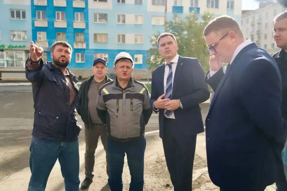 Дмитрий Карасёв: Провёл выездное совещание по ключевым проектам благоустройства в центре города Дмитрий Карасёв: Провёл выездное совещание по ключевым проектам благоустройства в центре города