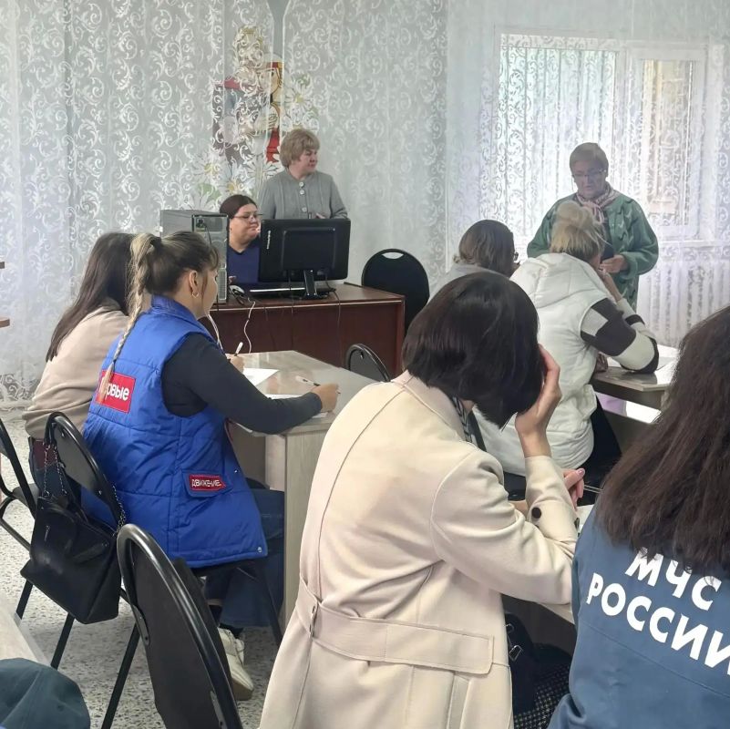 Россия — дом народов. В Ирбейской и Агинской библиотеках писали всероссийский диктант «Россия — дом народов» Россия — дом народов. В Ирбейской и Агинской библиотеках писали всероссийский диктант «Россия — дом народов»
