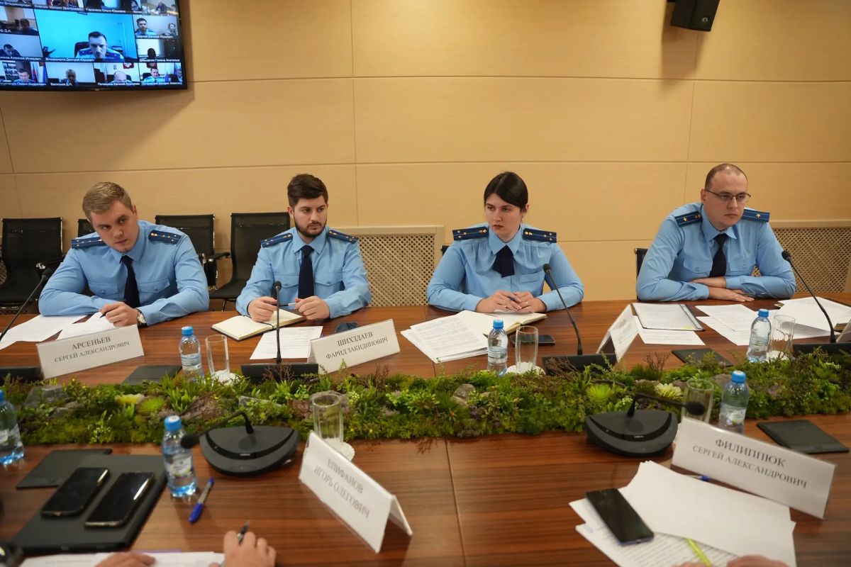 Зима близко: прокуратура края взяла под контроль подготовку к отопительному сезону Зима близко: прокуратура края взяла под контроль подготовку к отопительному сезону