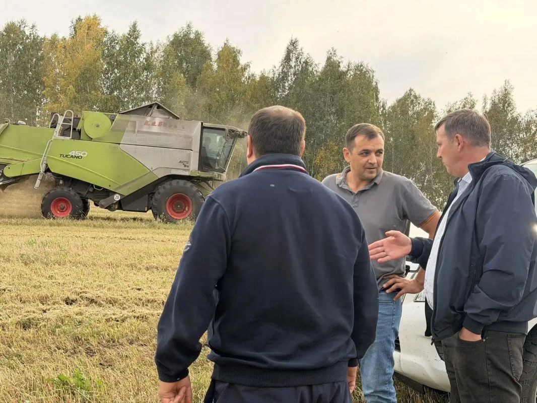 Уборочная в Курагинском округе: темпы растут Уборочная в Курагинском округе: темпы растут