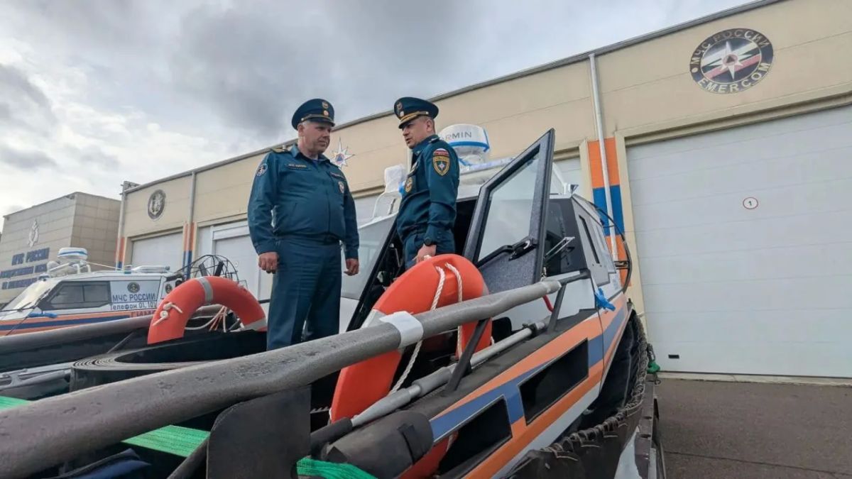Центр ГИМС получил две новых аэролодки Центр ГИМС получил две новых аэролодки