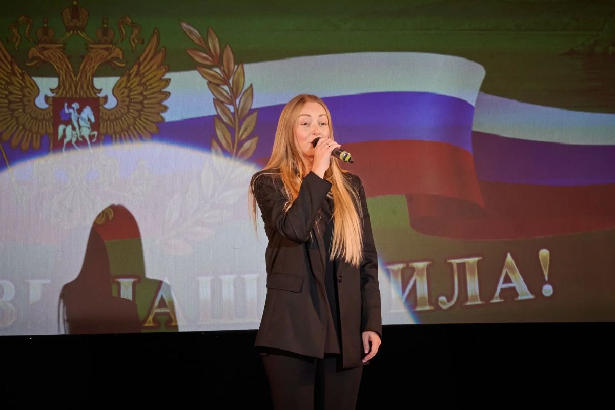 Сотрудники Главного следственного управления — победители и призеры второго этапа Всероссийского конкурса художественной самодеятельности СК России по СФО Сотрудники Главного следственного управления — победители и призеры второго этапа Всероссийского конкурса художественной самодеятельности СК России по СФО
