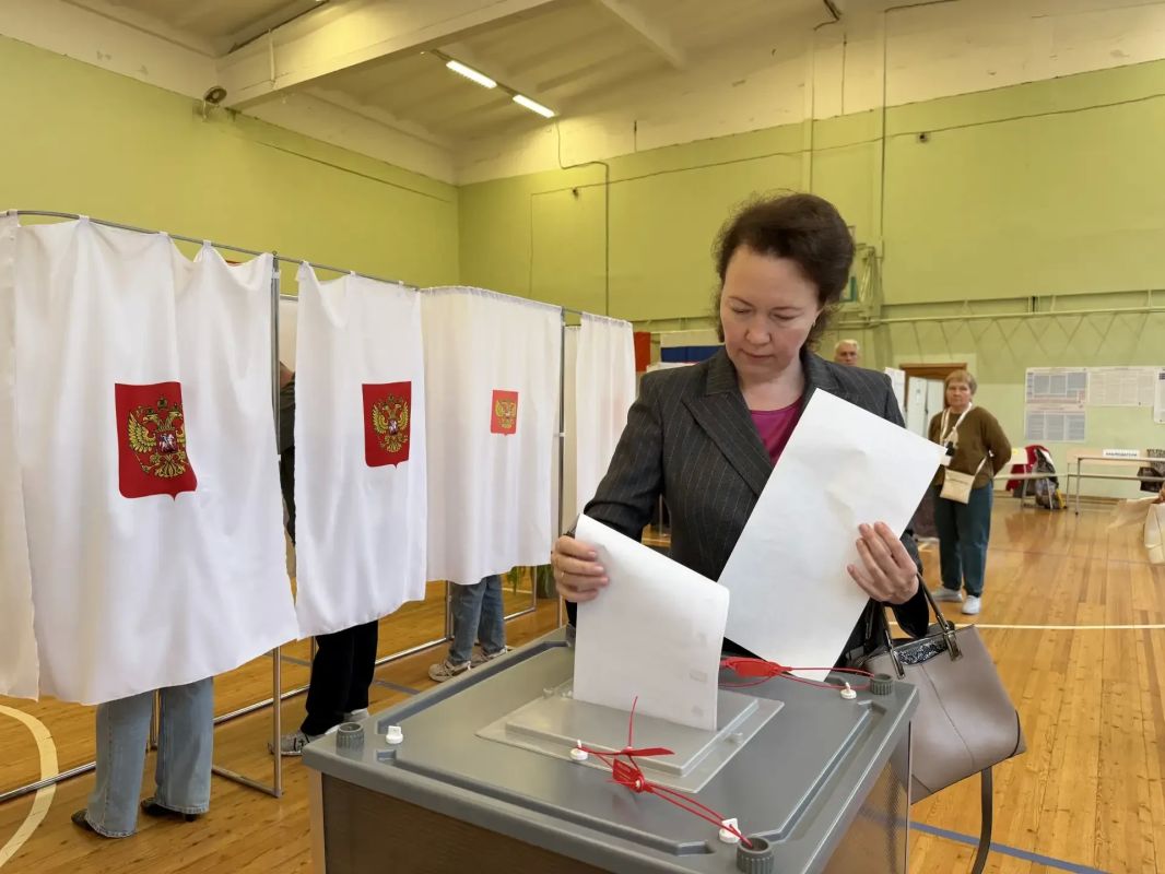 В первый день голосования свой выбор уже сделали: В первый день голосования свой выбор уже сделали: