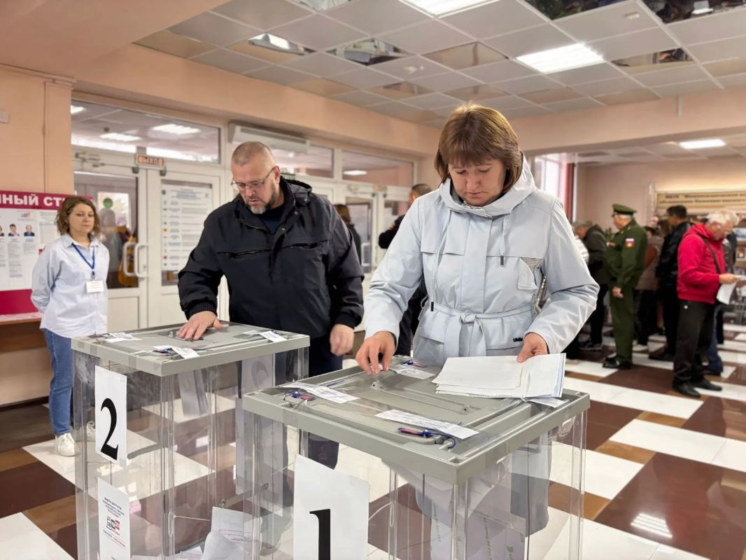 #выборы2026. В Красноярском крае стартовало голосование на выборах депутатов Государственной Думы Российской Федерации, Законодательного Собрания Красноярского края, также в ряде территорий пройдут выборы депутатов в... #выборы2026. В Красноярском крае стартовало голосование на выборах депутатов Государственной Думы Российской Федерации, Законодательного Собрания Красноярского края, также в ряде территорий пройдут выборы депутатов в...