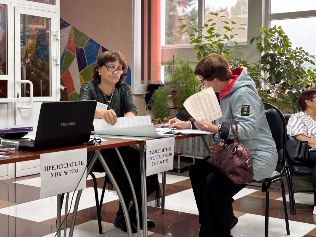 #выборы2026. В Красноярском крае стартовало голосование на выборах депутатов Государственной Думы Российской Федерации, Законодательного Собрания Красноярского края, также в ряде территорий пройдут выборы депутатов в... #выборы2026. В Красноярском крае стартовало голосование на выборах депутатов Государственной Думы Российской Федерации, Законодательного Собрания Красноярского края, также в ряде территорий пройдут выборы депутатов в...